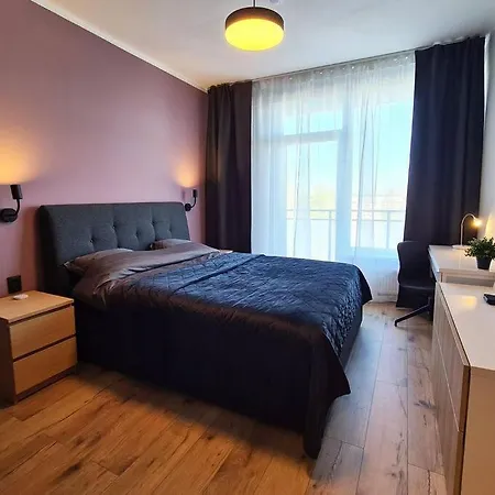 Stylish Apartment With Parking & Spacious Balcony 里加 外观 照片